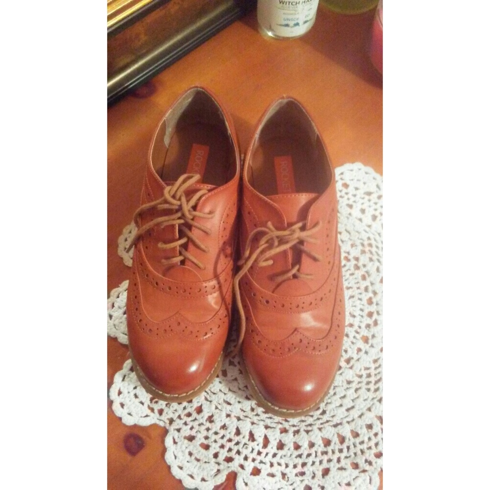 Oxford shoes